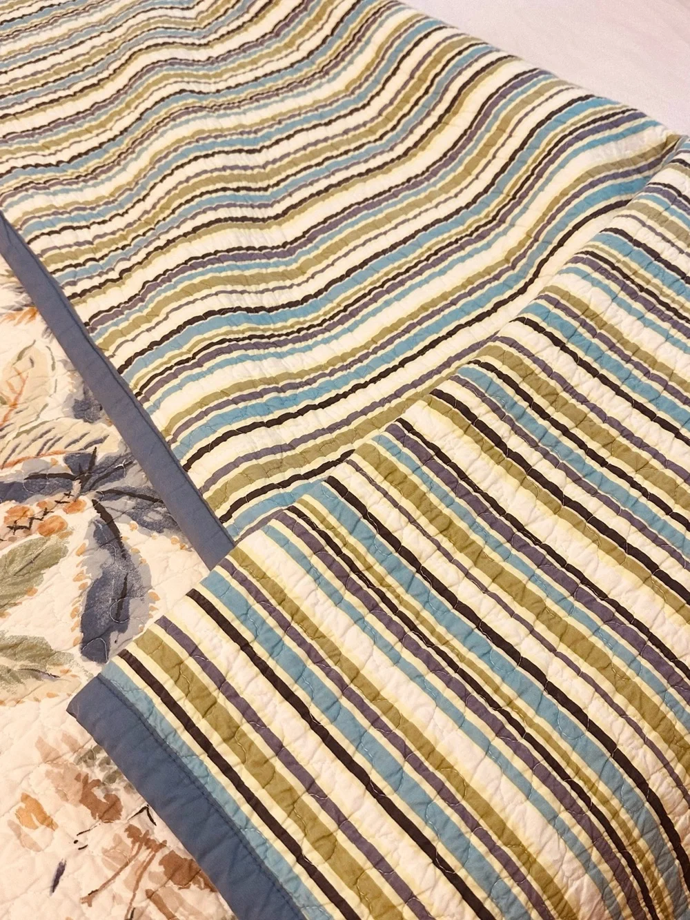 Coastal Bedding- 3pc set: Full/Queen Quilt w/shams